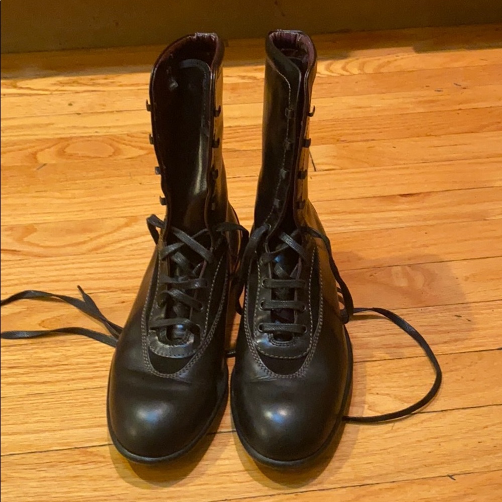 TODS BOWEN BOOTS